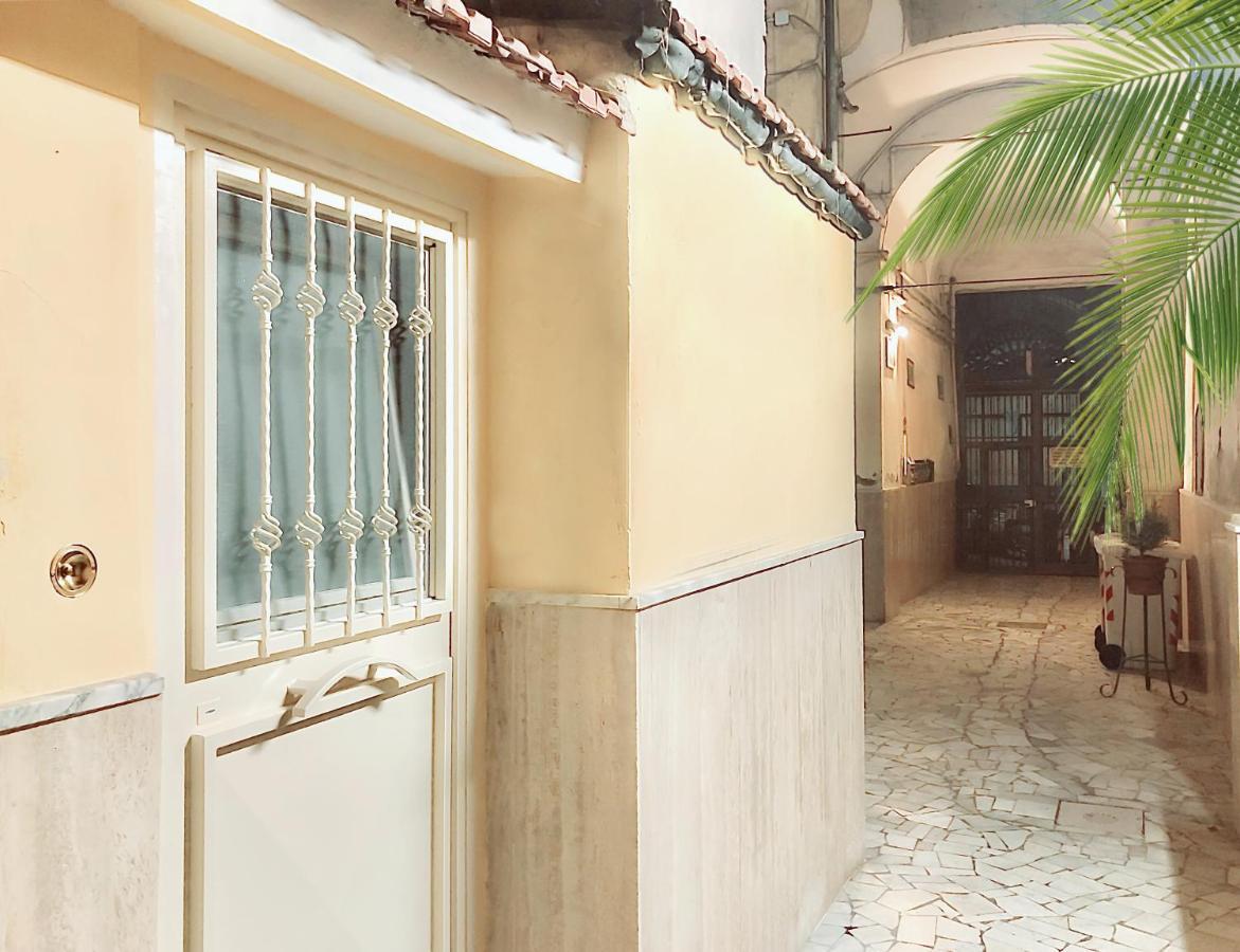 Jungle 13 - Room And Apartments Napoli Ngoại thất bức ảnh